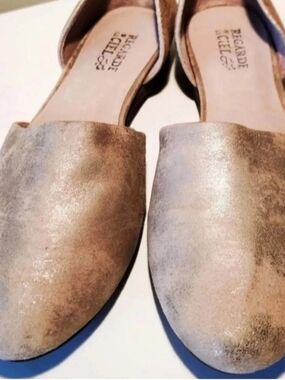 Regarde Le Ciel Women's Flats Sandals US7 Made in Spain...